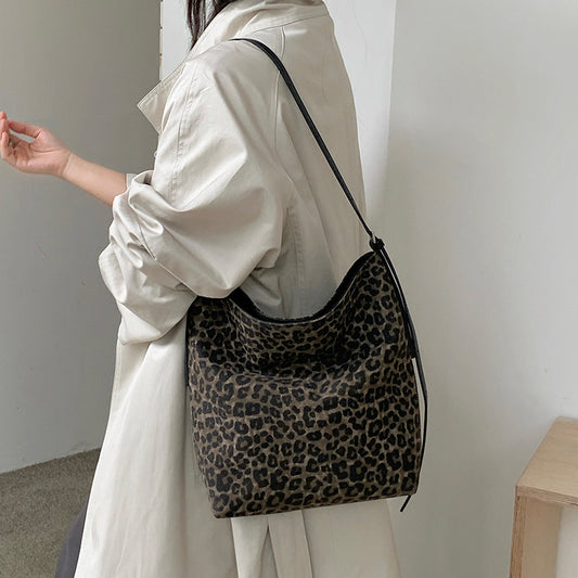 Denim with top layer cowhide leopard print bucket bag, crossbody tote bag, women's large capacity high-end shoulder bag