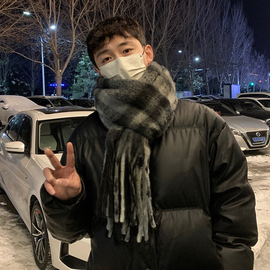 Couple's winter scarf