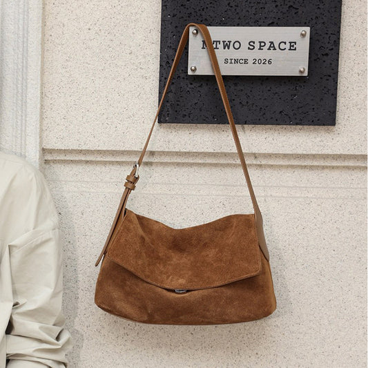 Real leather women's bag, retro crossbody bag, versatile for commuting, frosted suede large capacity single shoulder armpit bag